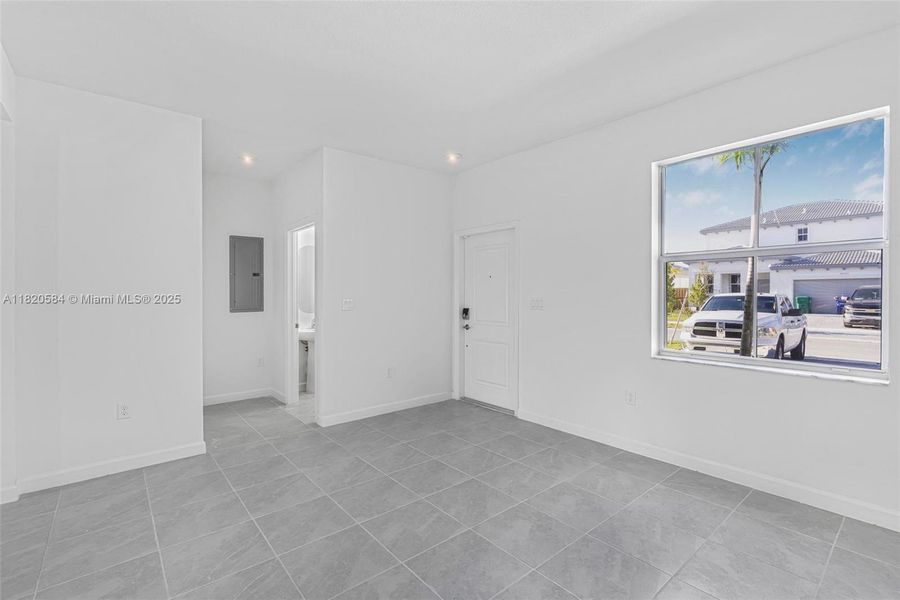 Spacious, unfurnished interior of a new home in Cedar Pointe: Cypress Collection, Homestead (Image 15). Spacious, unfurnished interior of a new home in Cedar Pointe: Cypress Collection, Homestead (Image 15).