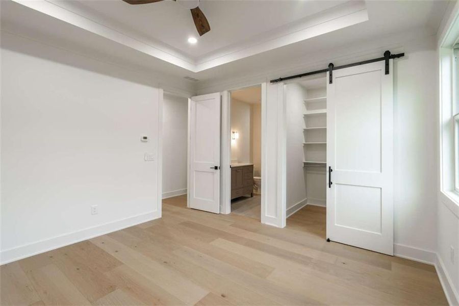 Spacious, unfurnished interior of a new home in , Monroe (Image 69).