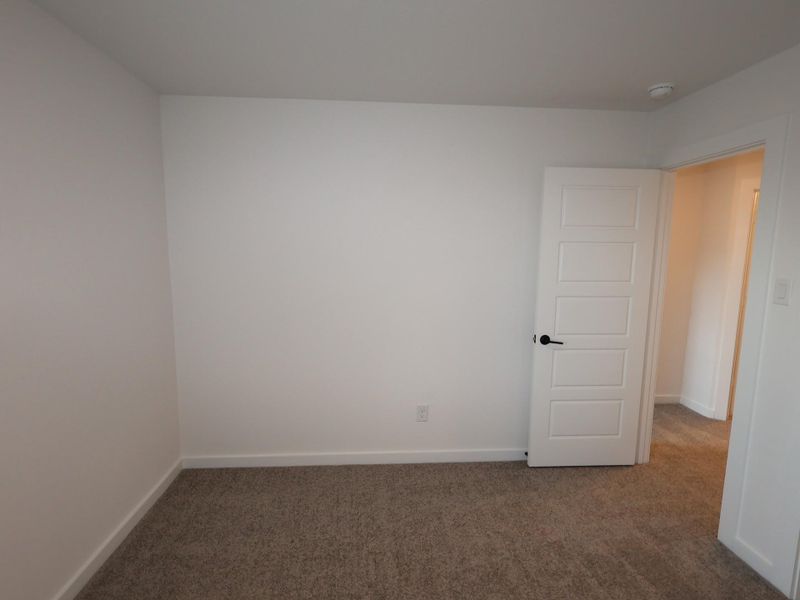 Spacious, unfurnished interior of a new home in Summerview, Fulshear (Image 19). Spacious, unfurnished interior of a new home in Summerview, Fulshear (Image 19).