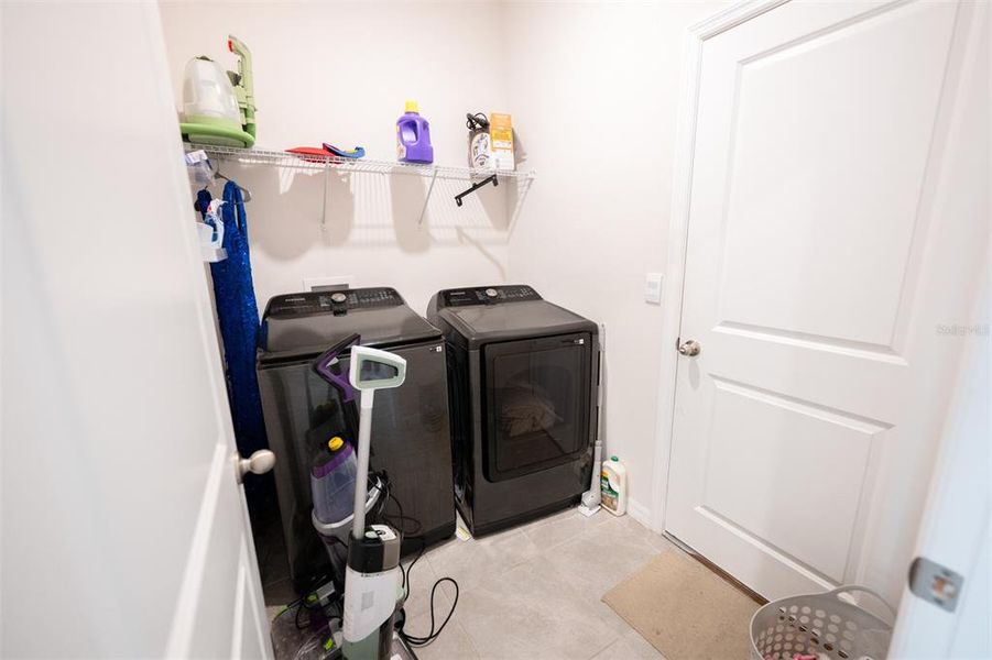 Furnished interior view inside a new home in North Park Isle, Plant City (Image 40).