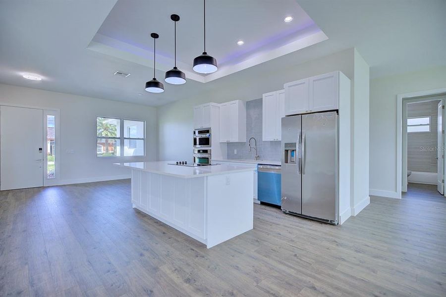 Spacious, unfurnished interior of a new home in , Sebring (Image 36).