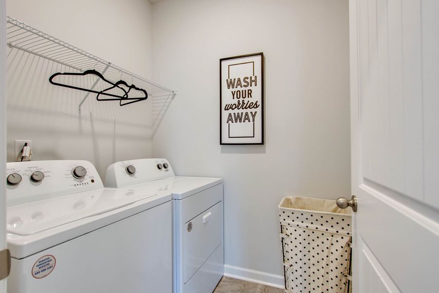 Representative furnished interior of a home built from the CALI by D.R. Horton in Hartmann Crossing, Lebanon (Image 26).