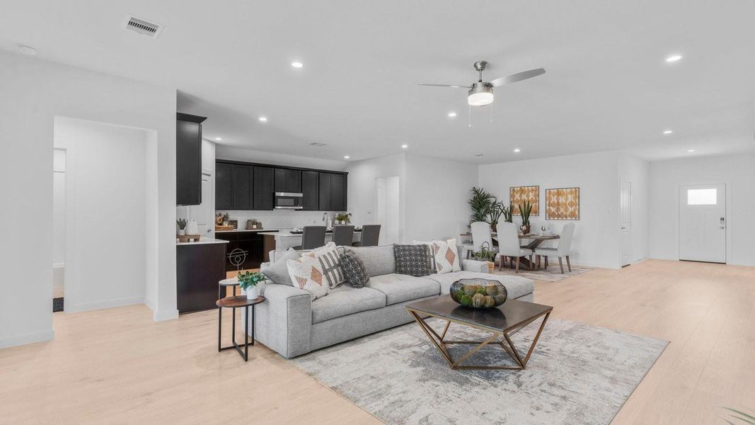 *Images and 3D tour are for illustration only and options may vary from home as built. *Images and 3D tour are for illustration only and options may vary from home as built.