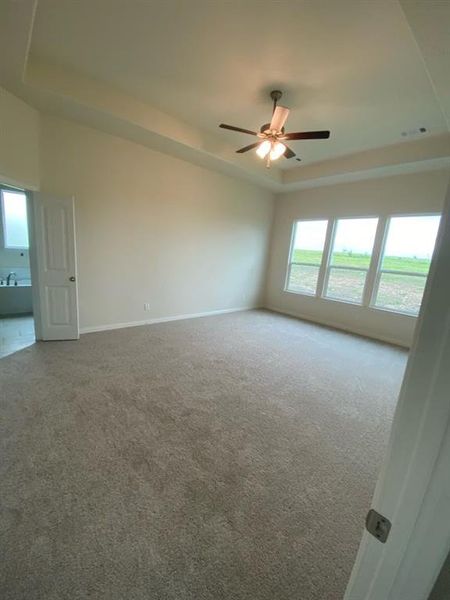Spacious, unfurnished interior of a new home in Hillview Addition, Decatur (Image 11).