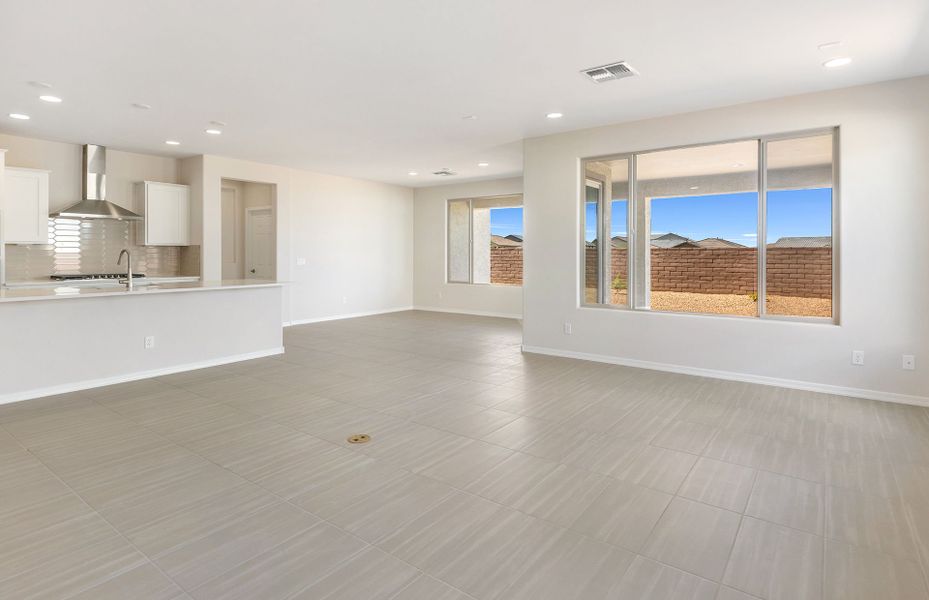 Spacious, unfurnished interior of a new home in Del Webb at Rocking K, Tucson (Image 16). Spacious, unfurnished interior of a new home in Del Webb at Rocking K, Tucson (Image 16).