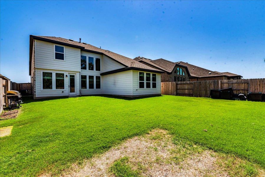 Exterior details and patio area of a home in , Kyle (Image 26).