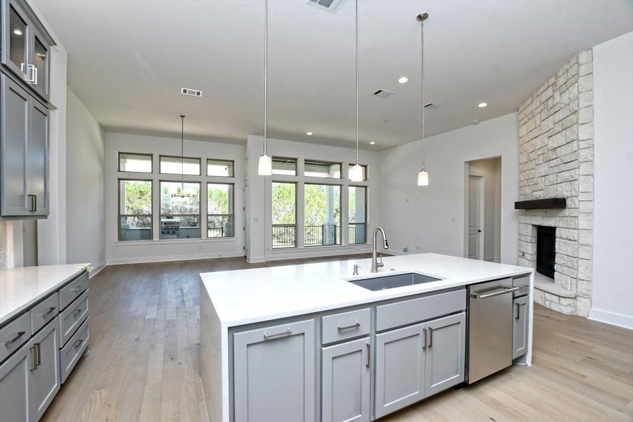 Representative furnished interior of a home built from the Siena III by Giddens Homes in Clearwater Ranch, Liberty Hill (Image 172).