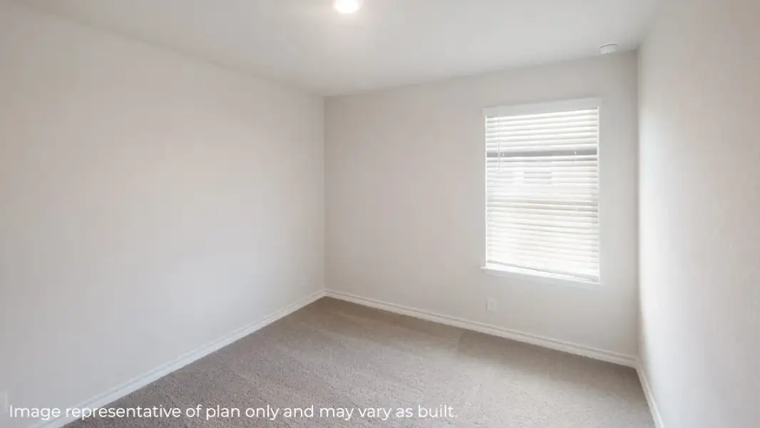 Spacious, unfurnished interior of a new home in Heritage Crossing, Corpus Christi (Image 16).