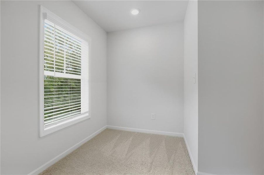 Spacious, unfurnished interior of a new home in , Mableton (Image 25).