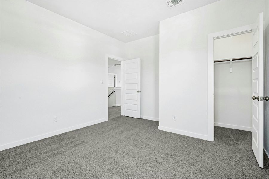 Spacious, unfurnished interior of a new home in The Colony, Bastrop (Image 23). Spacious, unfurnished interior of a new home in The Colony, Bastrop (Image 23).