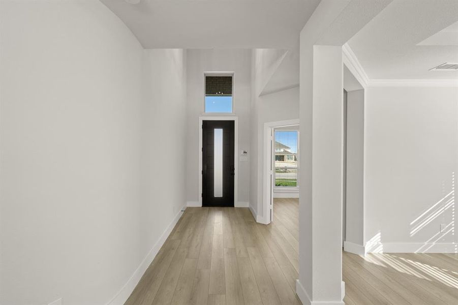 1818 Marlow- Entry-1 1818 Marlow- Entry-1