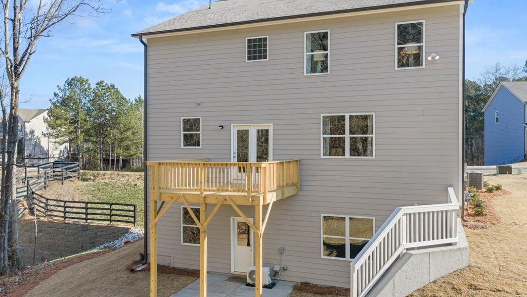 Representative exterior details of a home built from the Hanover by D.R. Horton in Liberty Crossing, Braselton (Image 4).