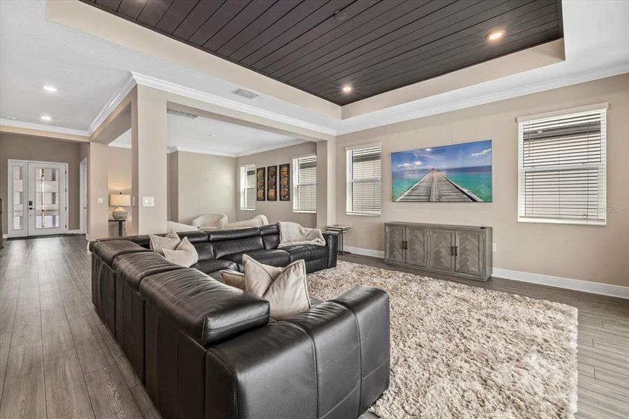 Furnished interior view inside a new home in , Lakewood Ranch (Image 15).