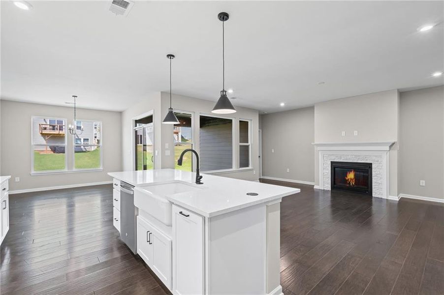 Furnished interior view inside a new home in Twin Lakes, Hoschton (Image 10).