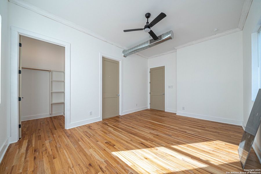 Spacious, unfurnished interior of a new home in , San Antonio (Image 27). Spacious, unfurnished interior of a new home in , San Antonio (Image 27).