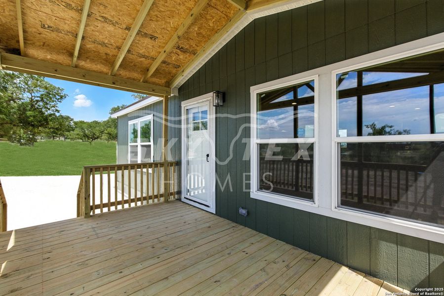 Exterior details and patio area of a home in , La Vernia (Image 3). Exterior details and patio area of a home in , La Vernia (Image 3).