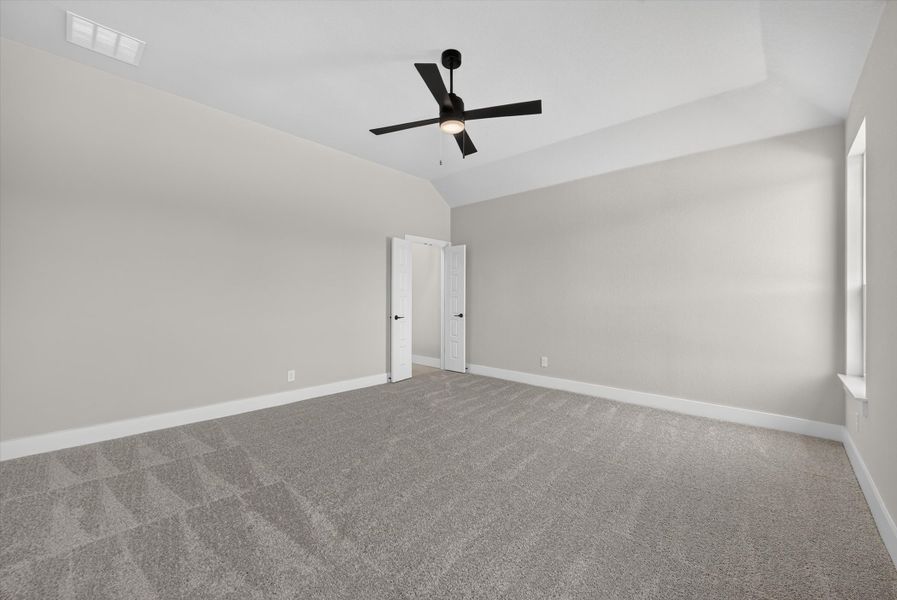 Spacious, unfurnished interior of a new home in Taylor Ranch, Springtown (Image 40).