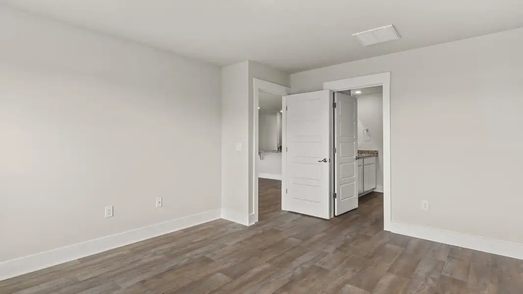 Spacious, unfurnished interior of a new home in Caspian Ridge, Richlands (Image 19). Spacious, unfurnished interior of a new home in Caspian Ridge, Richlands (Image 19).