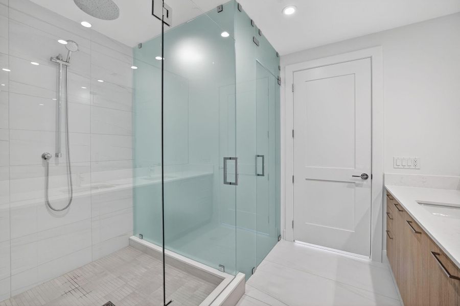 Furnished interior view inside a new home in , Fort Lauderdale (Image 7). Furnished interior view inside a new home in , Fort Lauderdale (Image 7).