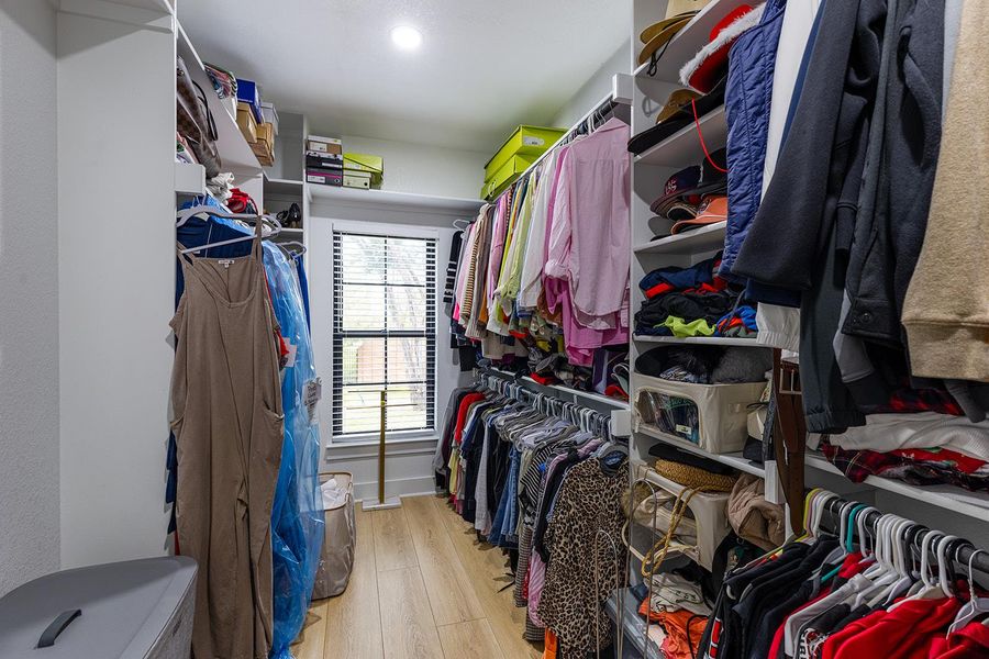 Image 36 of a home in .