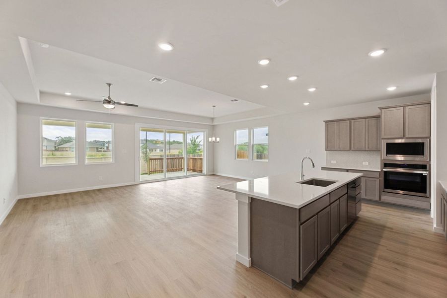 Representative furnished interior of a home built from the Abilene by Hakes Brothers in Hunters Ranch, San Antonio (Image 6).