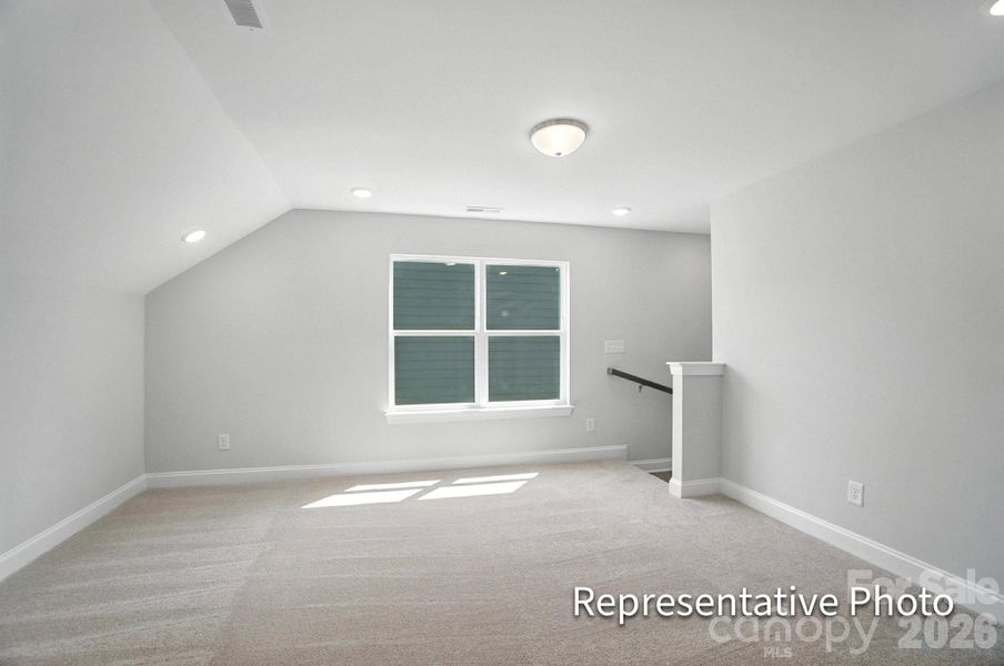 Spacious, unfurnished interior of a new home in Waterford Commons, Rock Hill (Image 20).