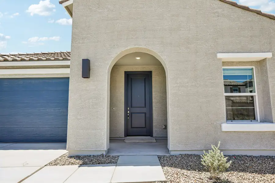 Maricopa, AZ New Home.  - Slide 4