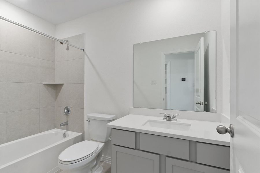 Furnished interior view inside a new home in Oakwood Estates, Waller (Image 8). Furnished interior view inside a new home in Oakwood Estates, Waller (Image 8).