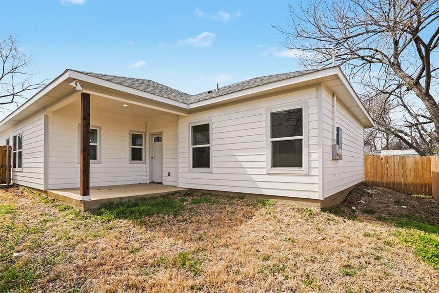 Exterior details and patio area of a home in , Fort Worth (Image 19).