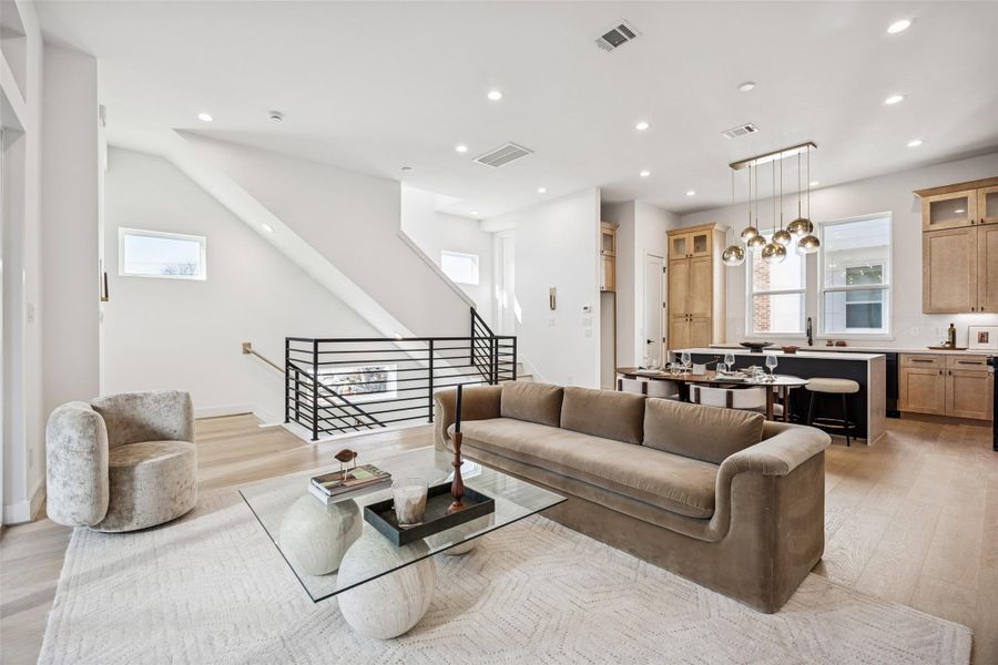 Inviting second level