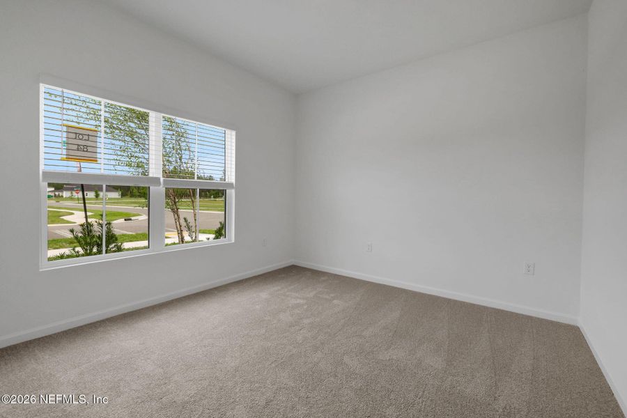 Spacious, unfurnished interior of a new home in Amberly, Green Cove Springs (Image 18).