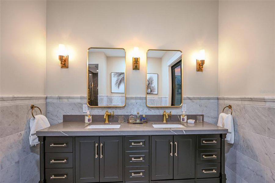 Furnished interior view inside a new home in , Palmetto (Image 46).