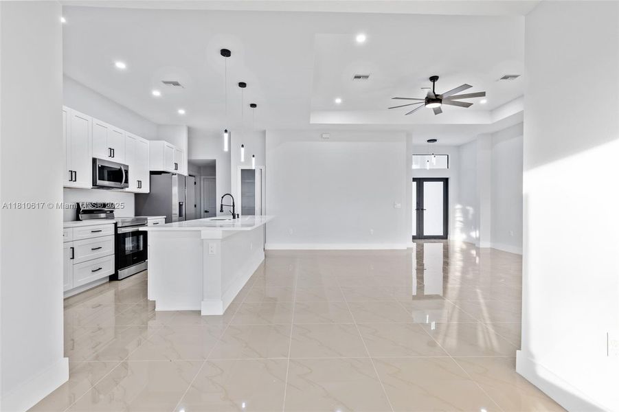 Image 33 of a home in . Image 33 of a home in .