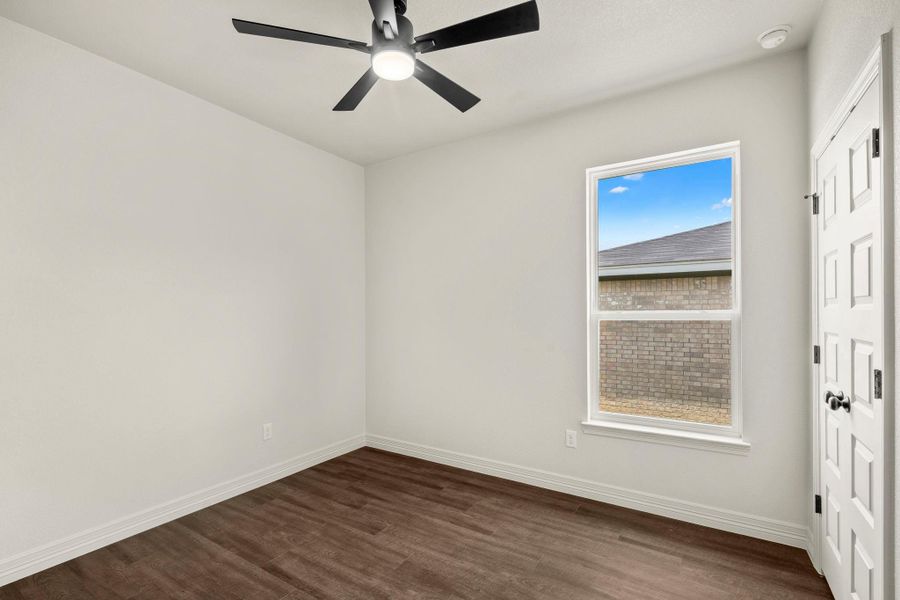 Spacious, unfurnished interior of a new home in , Killeen (Image 18).