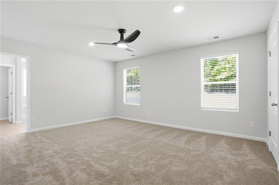 Spacious, unfurnished interior of a new home in , Covington (Image 23).