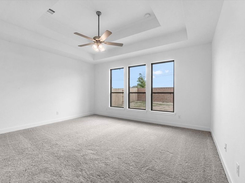 Spacious, unfurnished interior of a new home in Lago Mar - 60', Texas City (Image 11). Spacious, unfurnished interior of a new home in Lago Mar - 60', Texas City (Image 11).