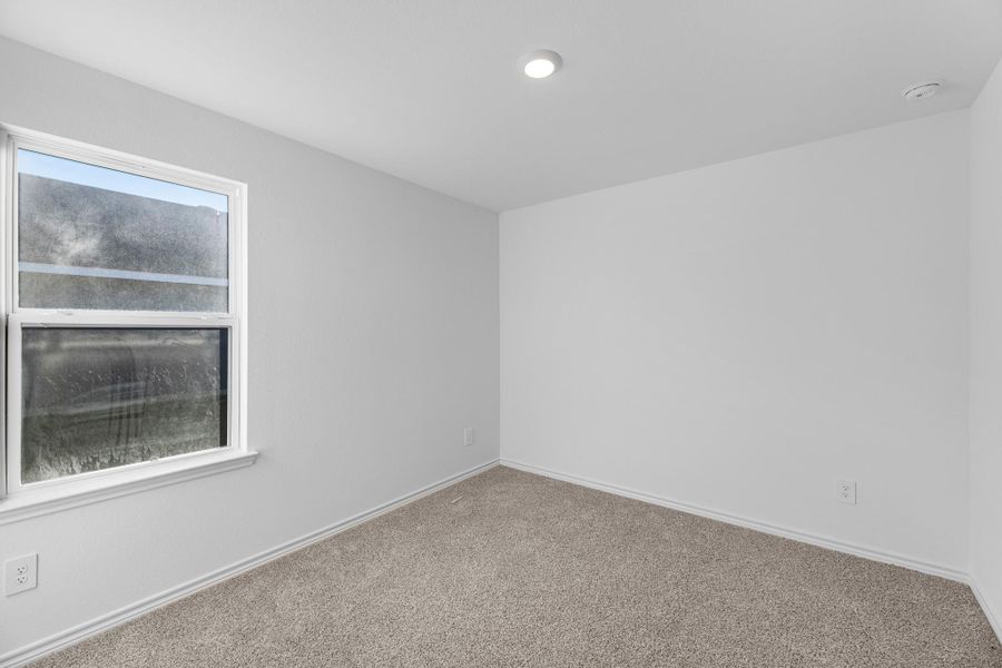 Spacious, unfurnished interior of a new home in Reserve at Mallard Lakes, Orange (Image 18). Spacious, unfurnished interior of a new home in Reserve at Mallard Lakes, Orange (Image 18).