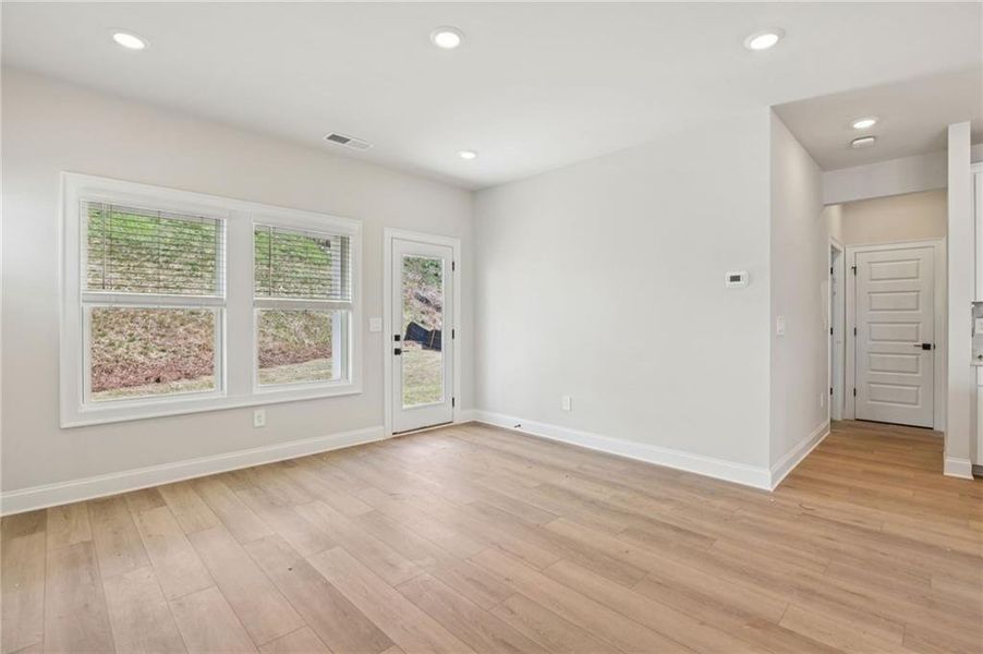 Spacious, unfurnished interior of a new home in Hemingway - Reserve Series, Cumming (Image 24).