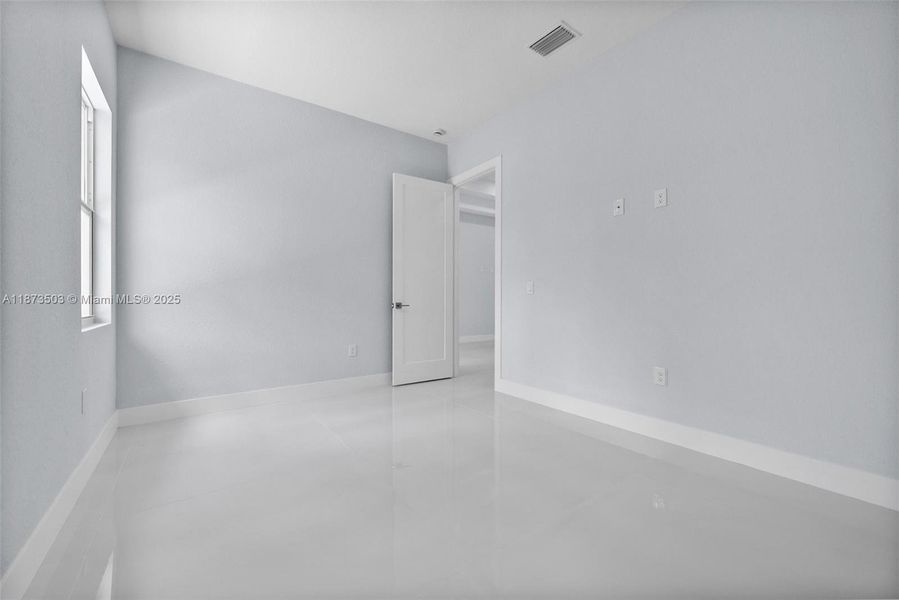 Image 27 of a home in .