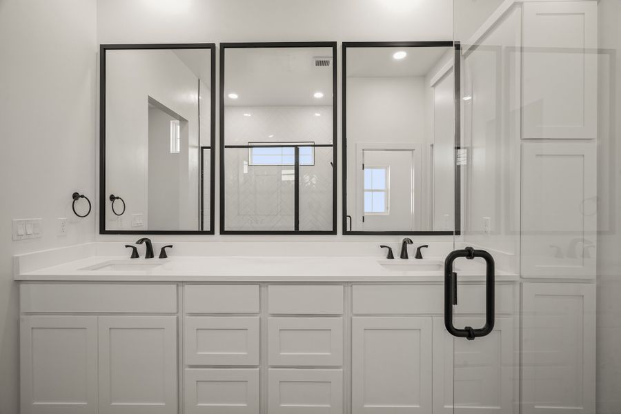 Furnished interior view inside a new home in Tierra Del Este 91, El Paso (Image 23). Furnished interior view inside a new home in Tierra Del Este 91, El Paso (Image 23).