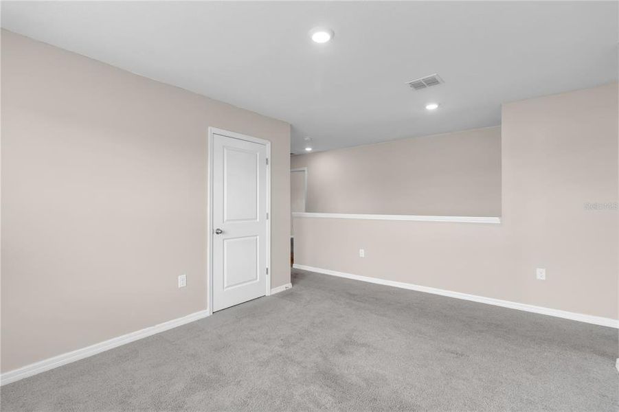 Spacious, unfurnished interior of a new home in Briarwood, Alachua (Image 22).