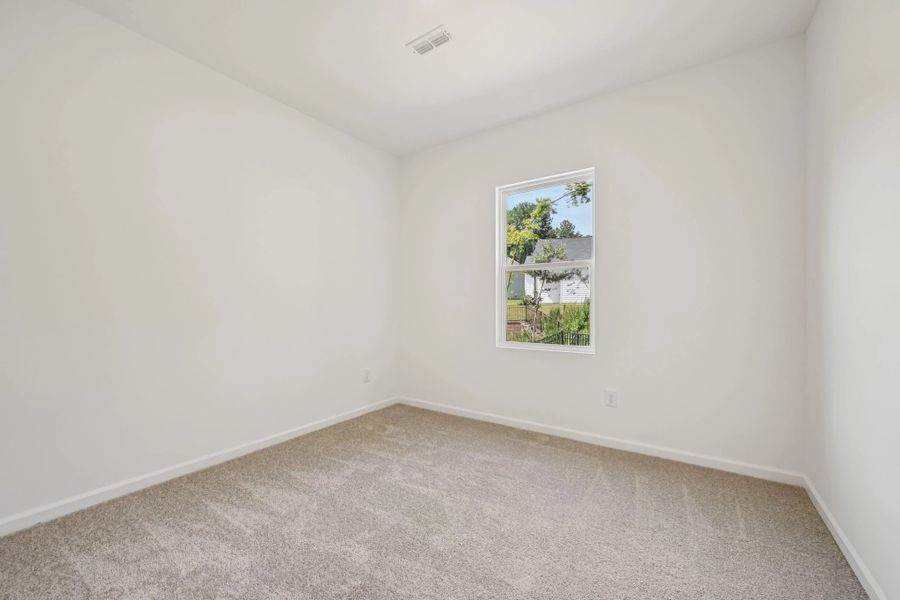 Representative images and renderings are for illustrative purposes. Actual structural options and design finishes of home may vary.