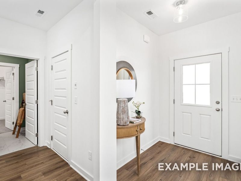 Furnished interior view inside a new home in Woods Crossing, Gallatin (Image 10).