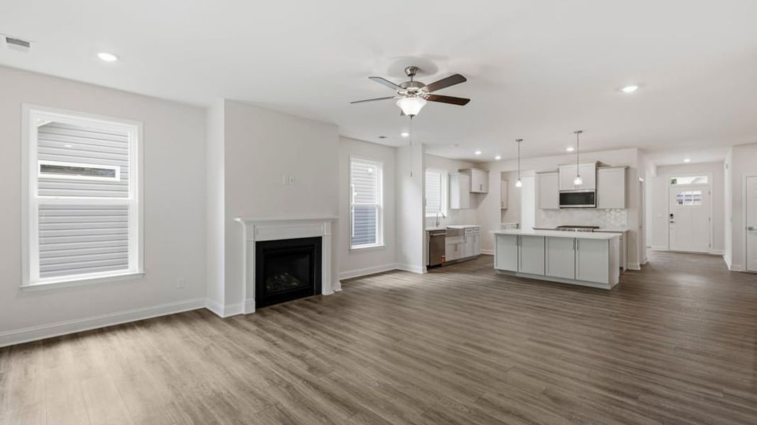 Spacious, unfurnished interior of a new home in Briargate, Fountain Inn (Image 21).