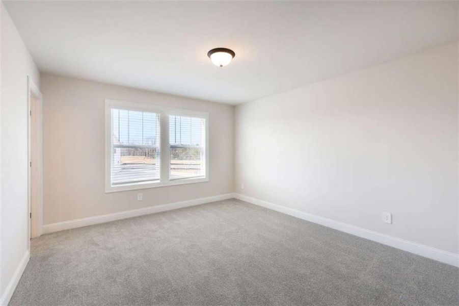 Spacious, unfurnished interior of a new home in River Pointe, Monroe (Image 35).