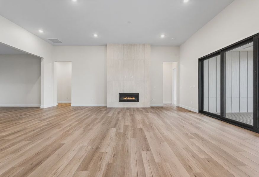 Homesite 4 Great Room - 7 of 25 Homesite 4 Great Room - 7 of 25