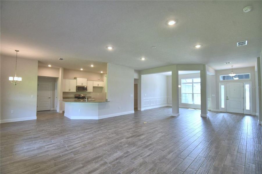Spacious, unfurnished interior of a new home in , Auburndale (Image 23). Spacious, unfurnished interior of a new home in , Auburndale (Image 23).