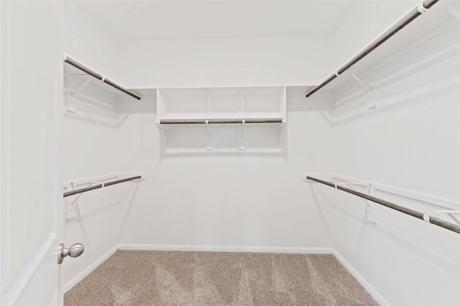 Spacious, unfurnished interior of a new home in Sunterra, Katy (Image 21).