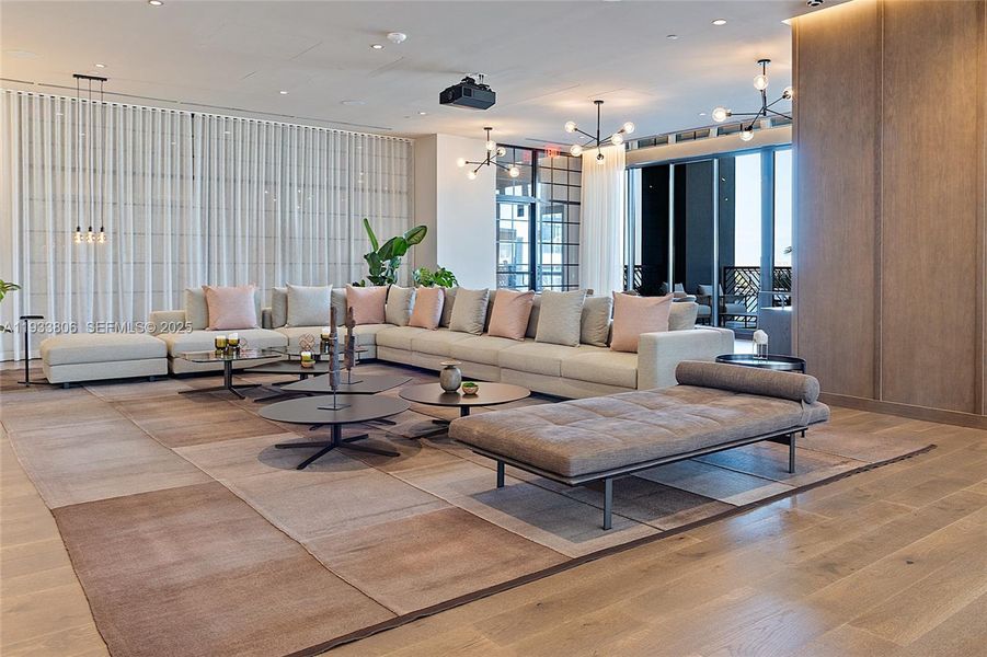 Community amenities in , Miami (Image 58).