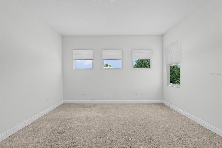 Spacious, unfurnished interior of a new home in , Lady Lake (Image 42).